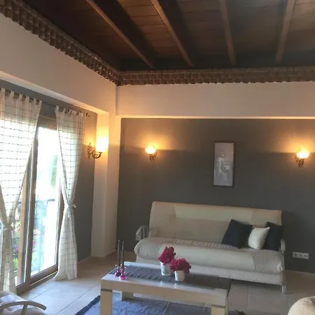Elegant 2/3 Vila